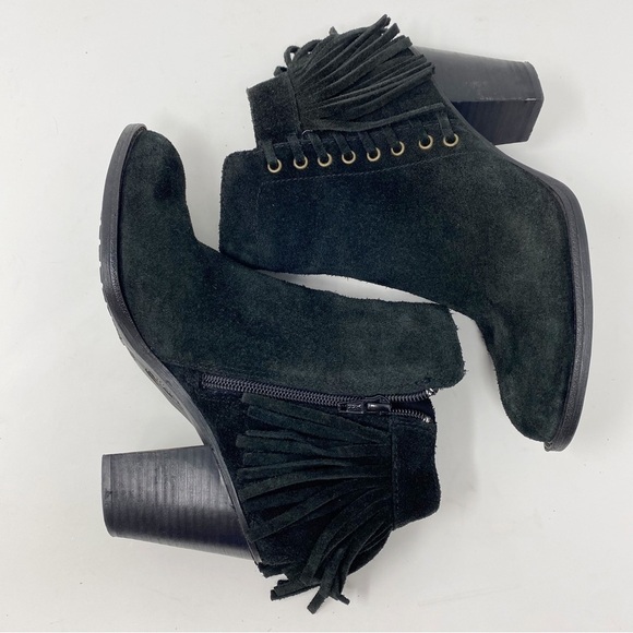 Sofft Winters Western Fringed Suede Boots - Picture 5 of 6